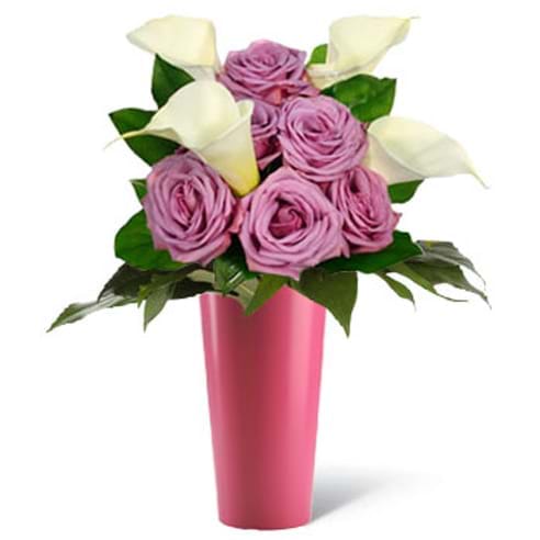 Spedire bouquet rose rosa e calle in vaso rosa